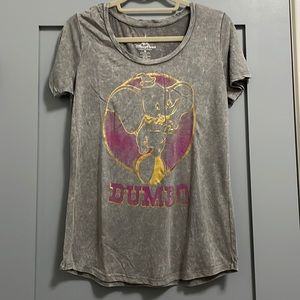NWOT Disney Parks Dumbo shirt size medium